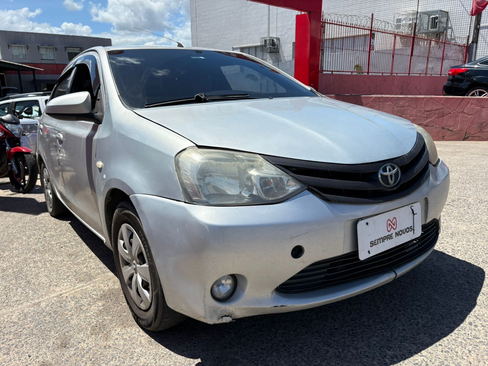 TOYOTA etios sd xs