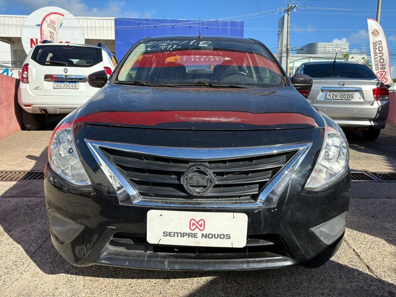 NISSAN versa 10