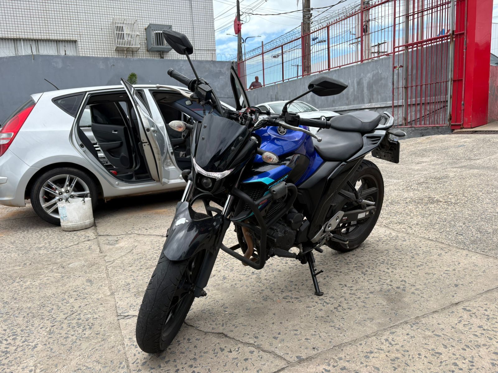 YAMAHA fz25 fazer