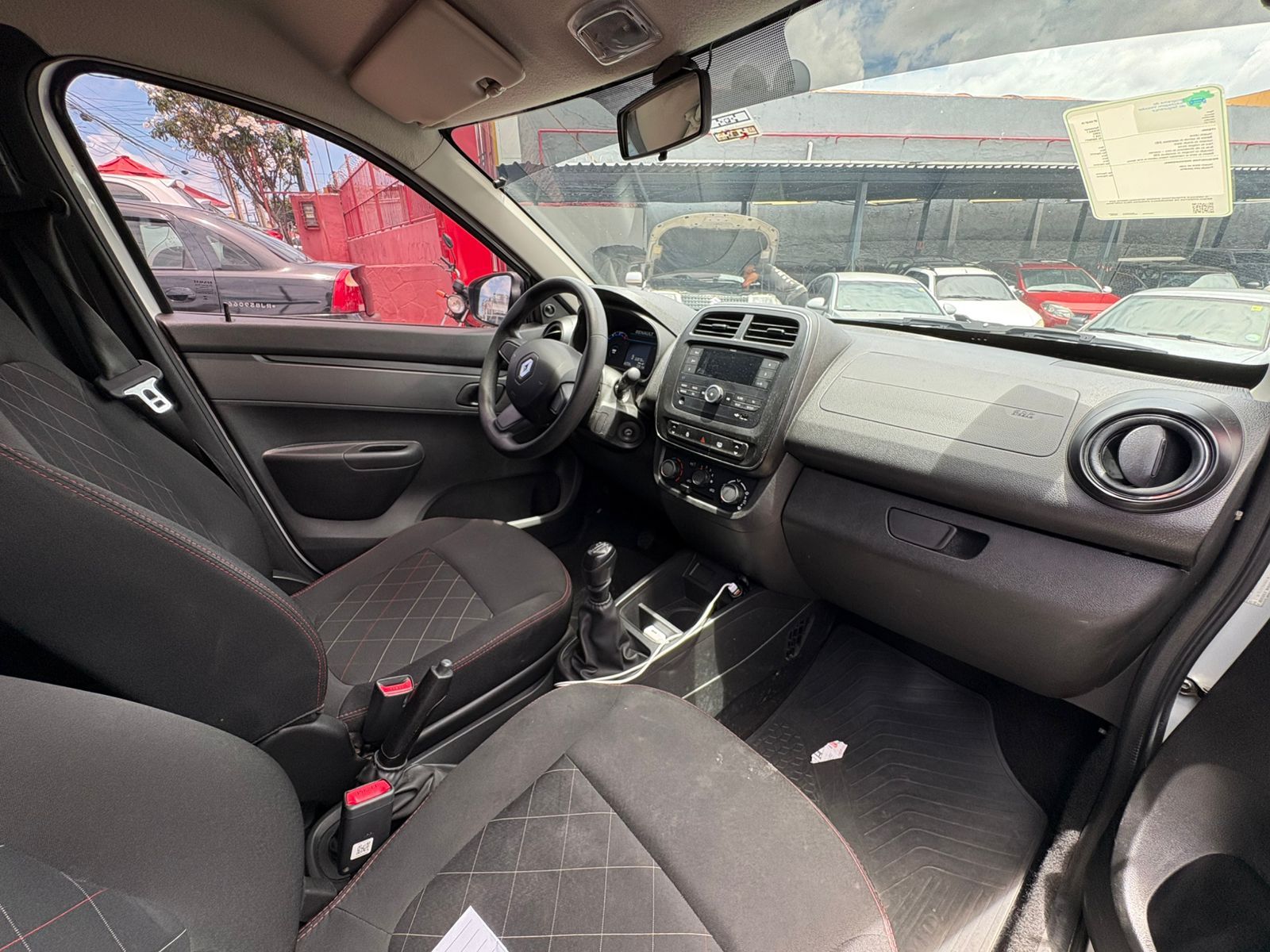 RENAULT kwid zen 2