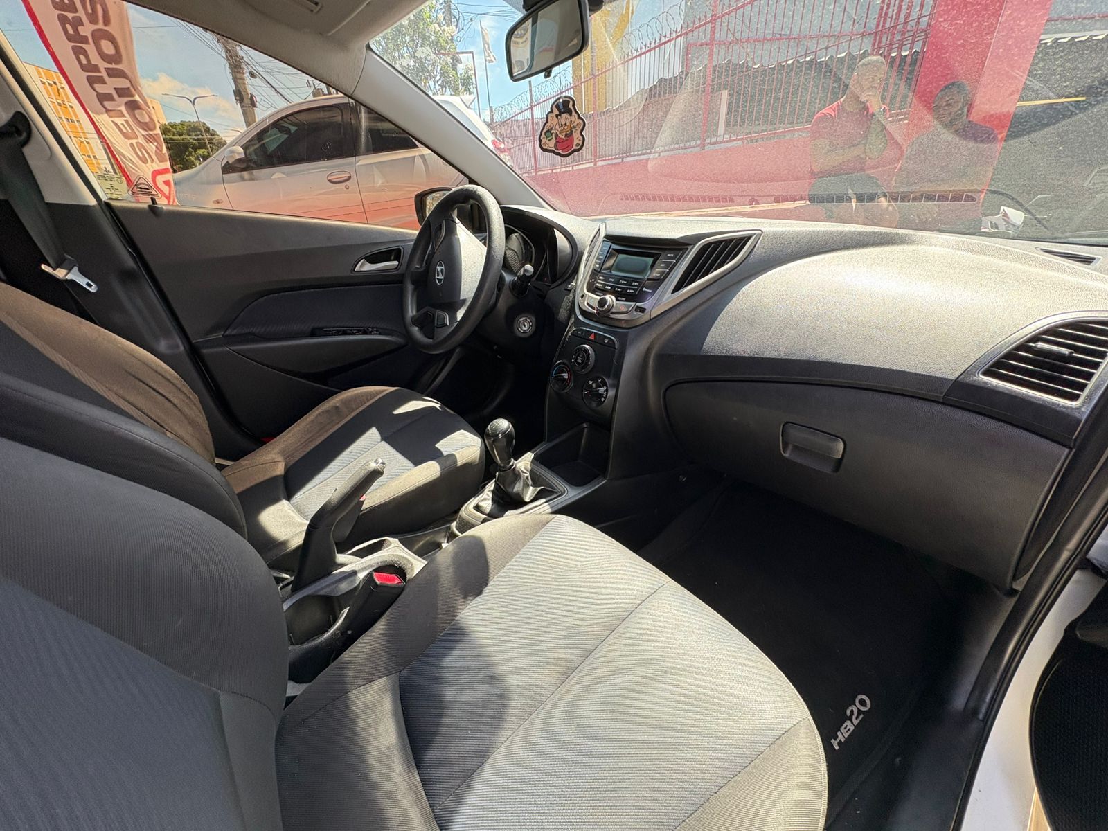 HYUNDAI hb20 1.6a