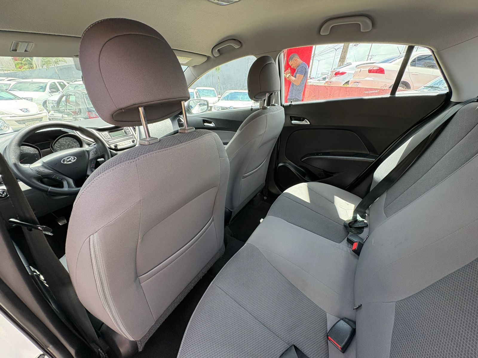 HYUNDAI hb20s 1.0 m comfort