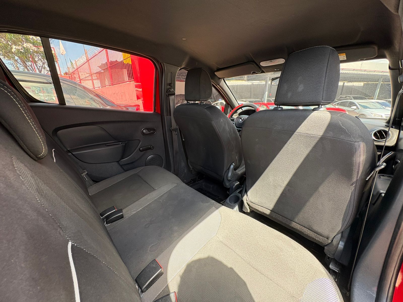 RENAULT sandero zen10mt