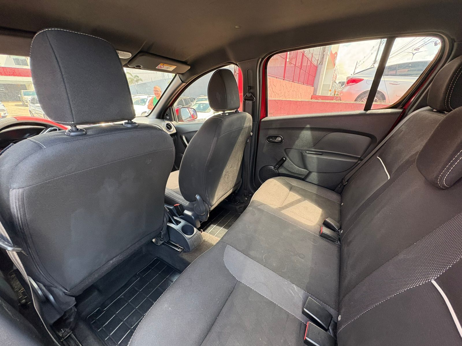 RENAULT sandero zen10mt