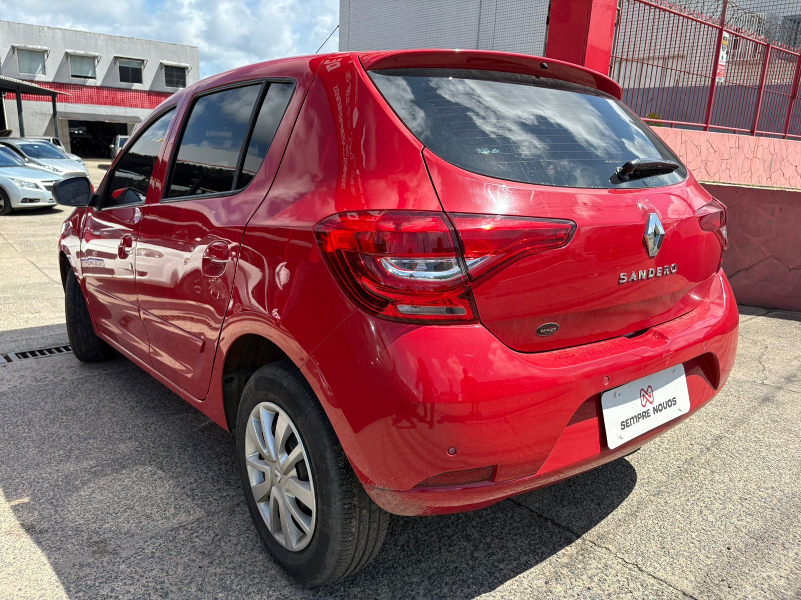 RENAULT sandero zen10mt