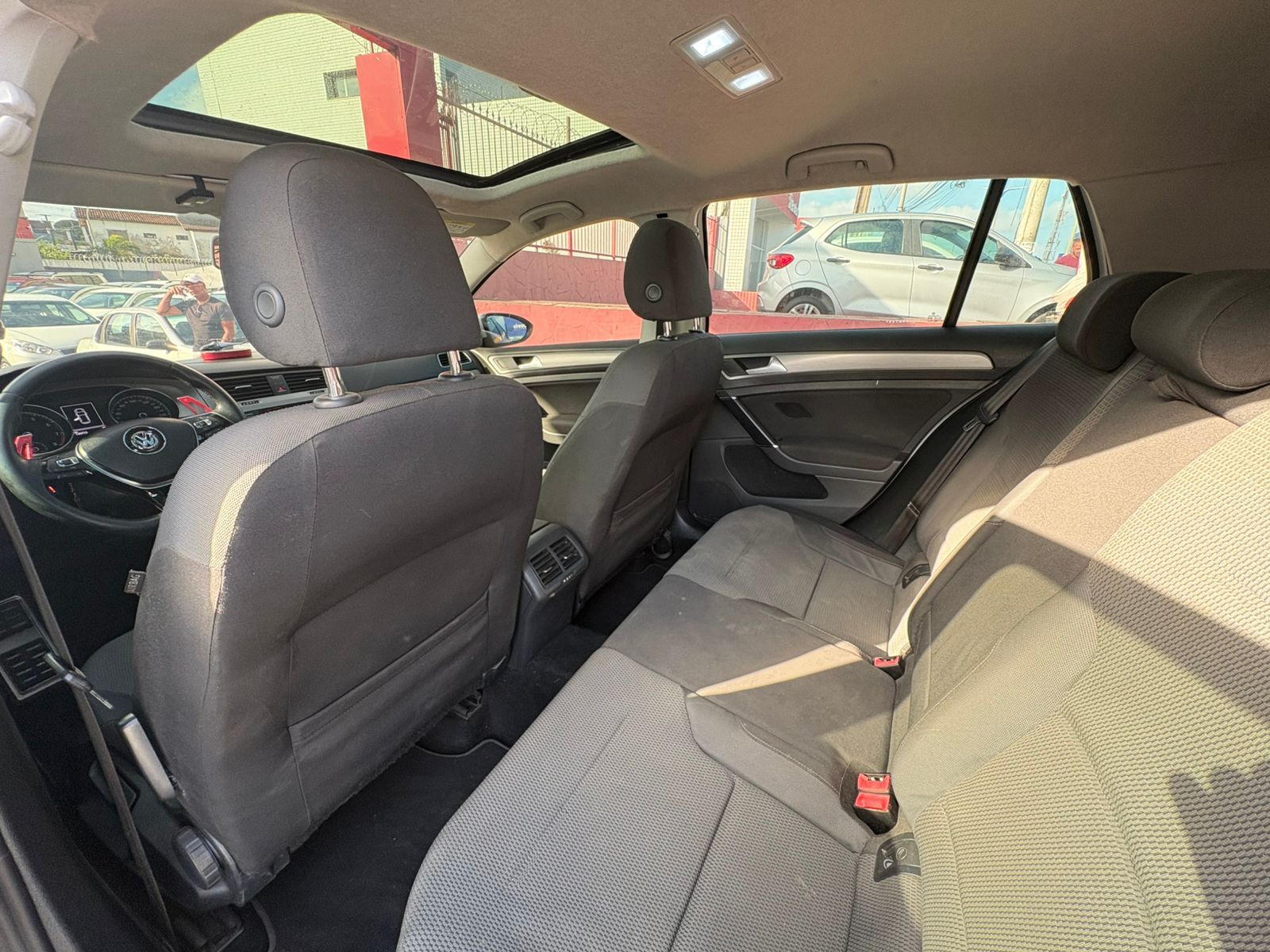 VOLKSWAGEN golf comfortline ac