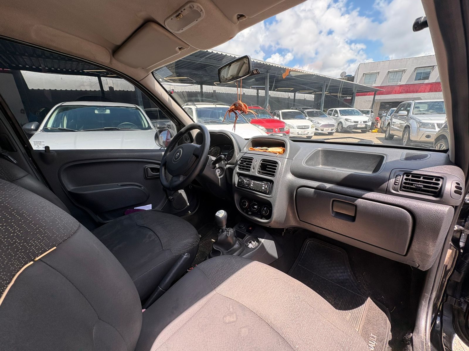 RENAULT clio exp1016vh