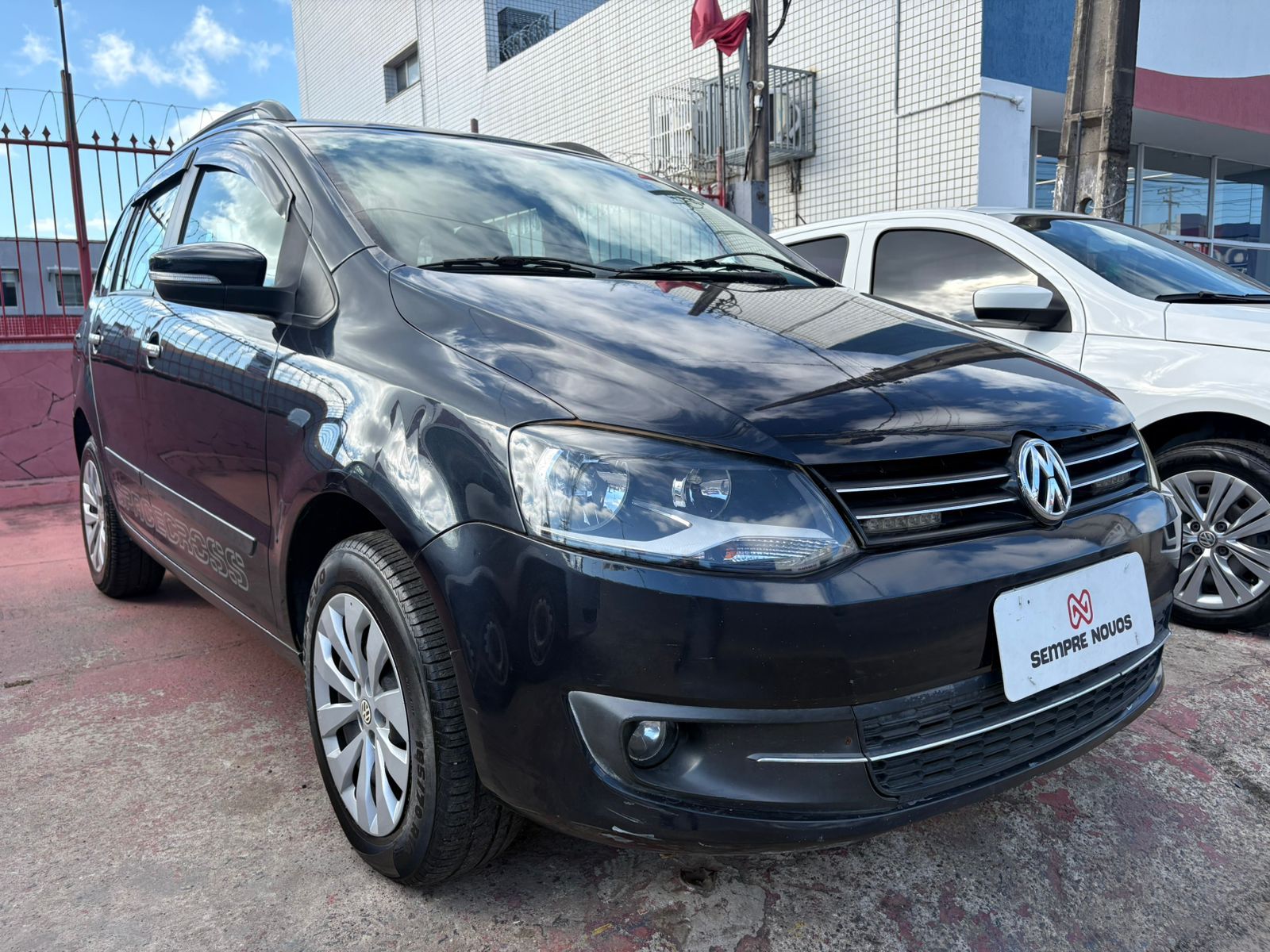 VOLKSWAGEN spacefox gii