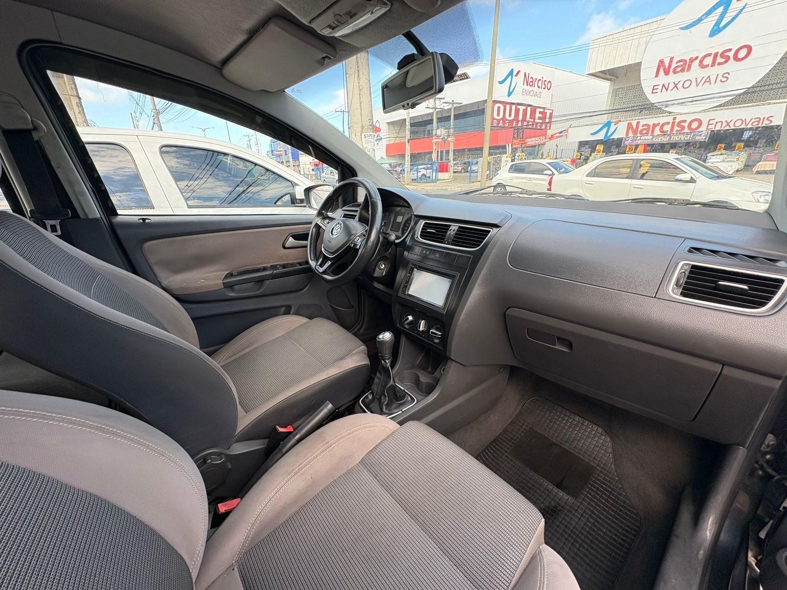 VOLKSWAGEN spacefox gii