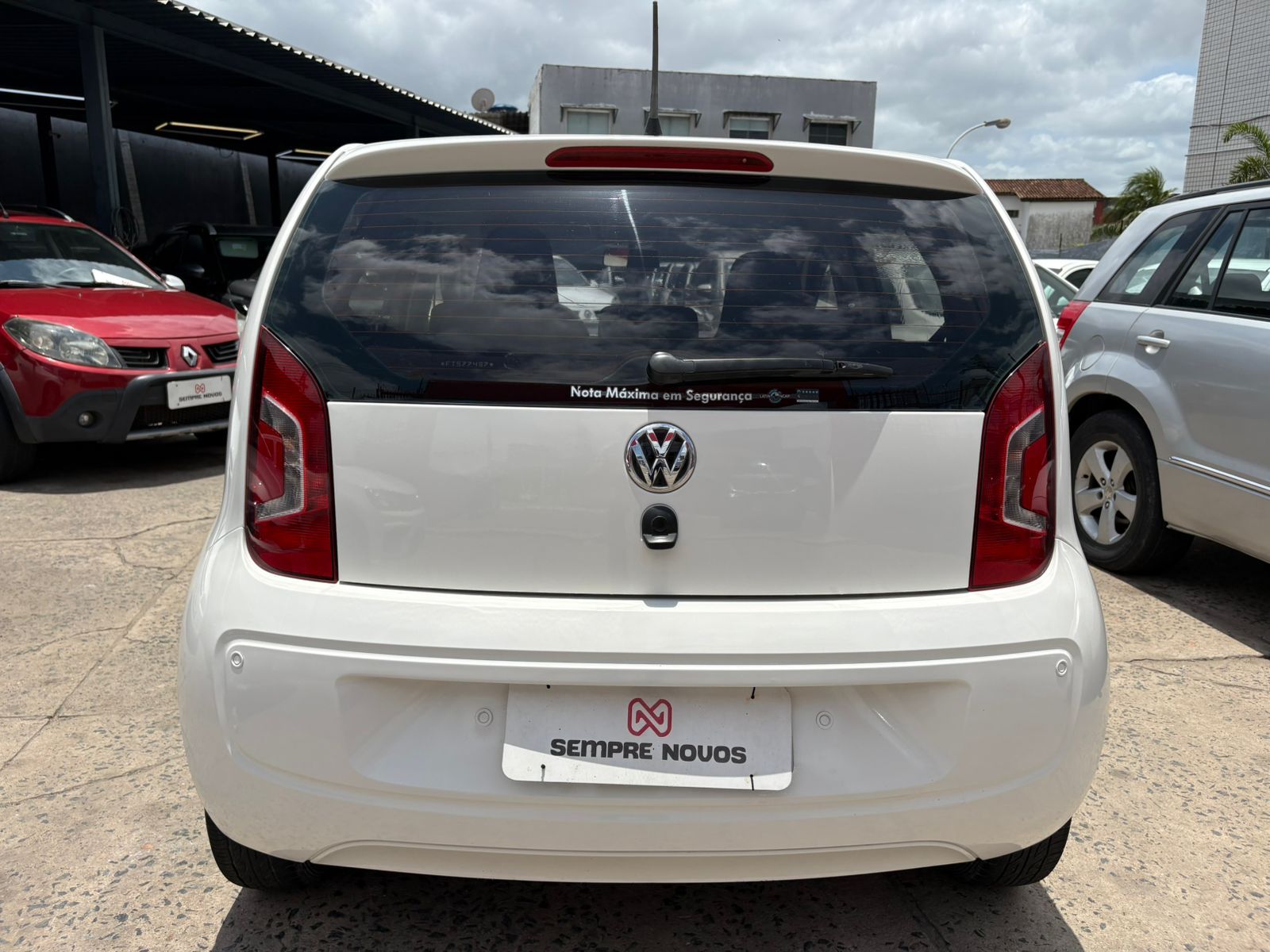 VOLKSWAGEN up move sa