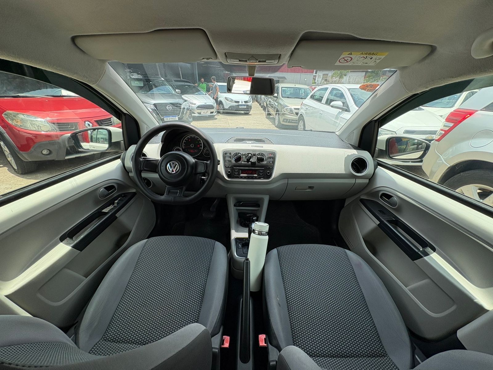 VOLKSWAGEN up move sa