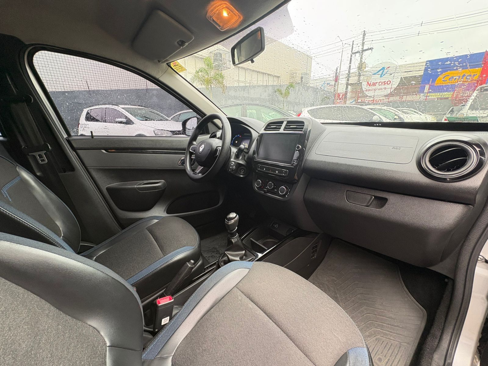 RENAULT kwid intens 2