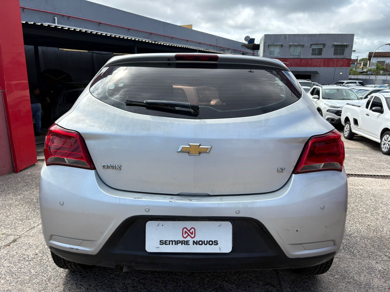 CHEVROLET onix 1.0mt lt