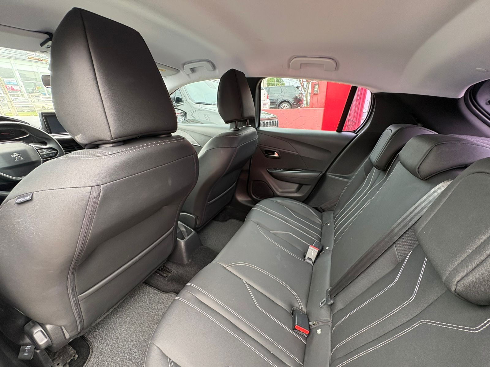 PEUGEOT 208 allure at