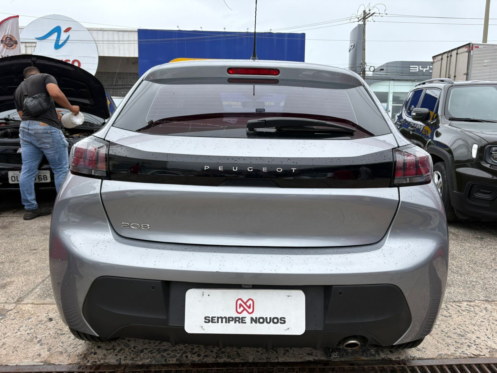 PEUGEOT 208 allure at