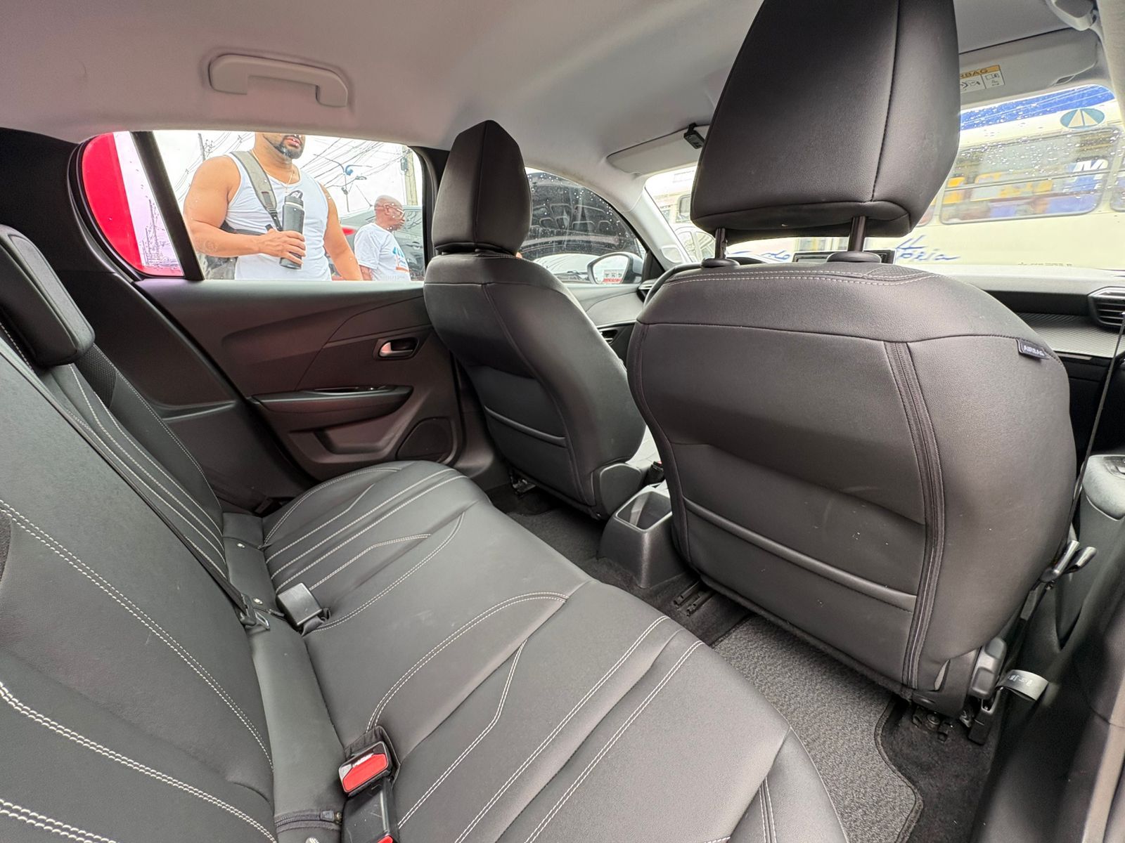 PEUGEOT 208 allure at