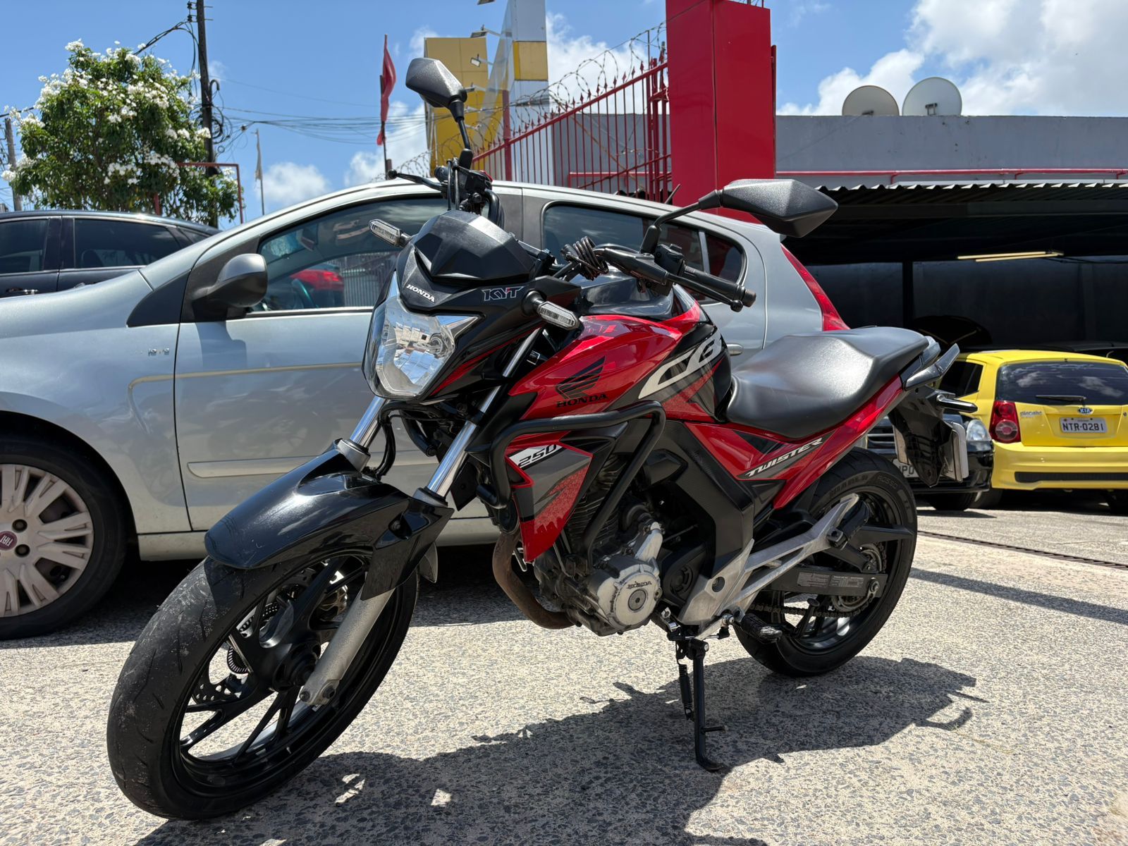 HONDA cb250f twister abs