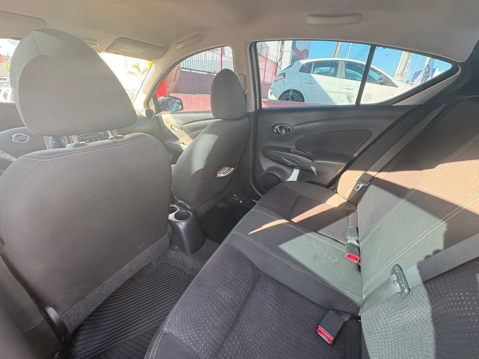 NISSAN versa 16sv cvt