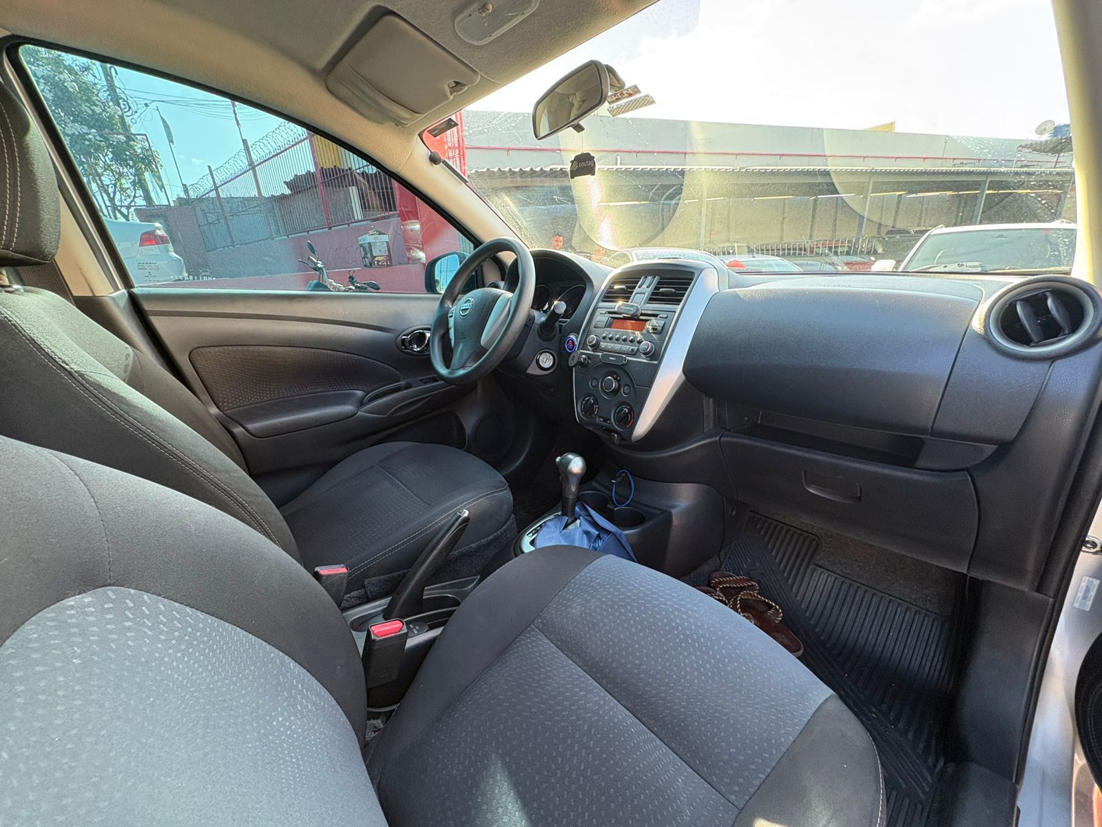 NISSAN versa 16sv cvt