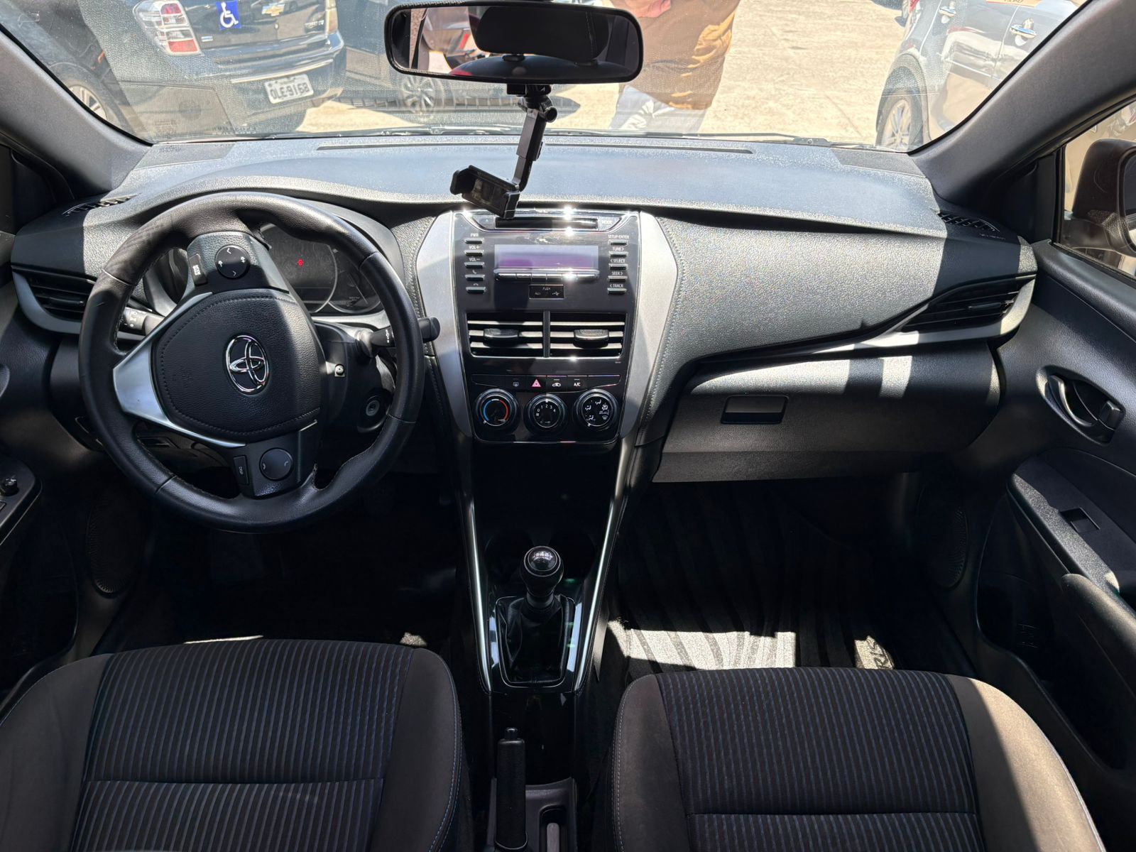 TOYOTA yaris hm xl13live