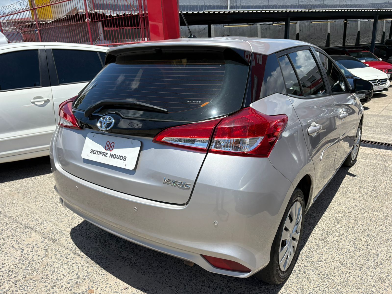 TOYOTA yaris hm xl13live