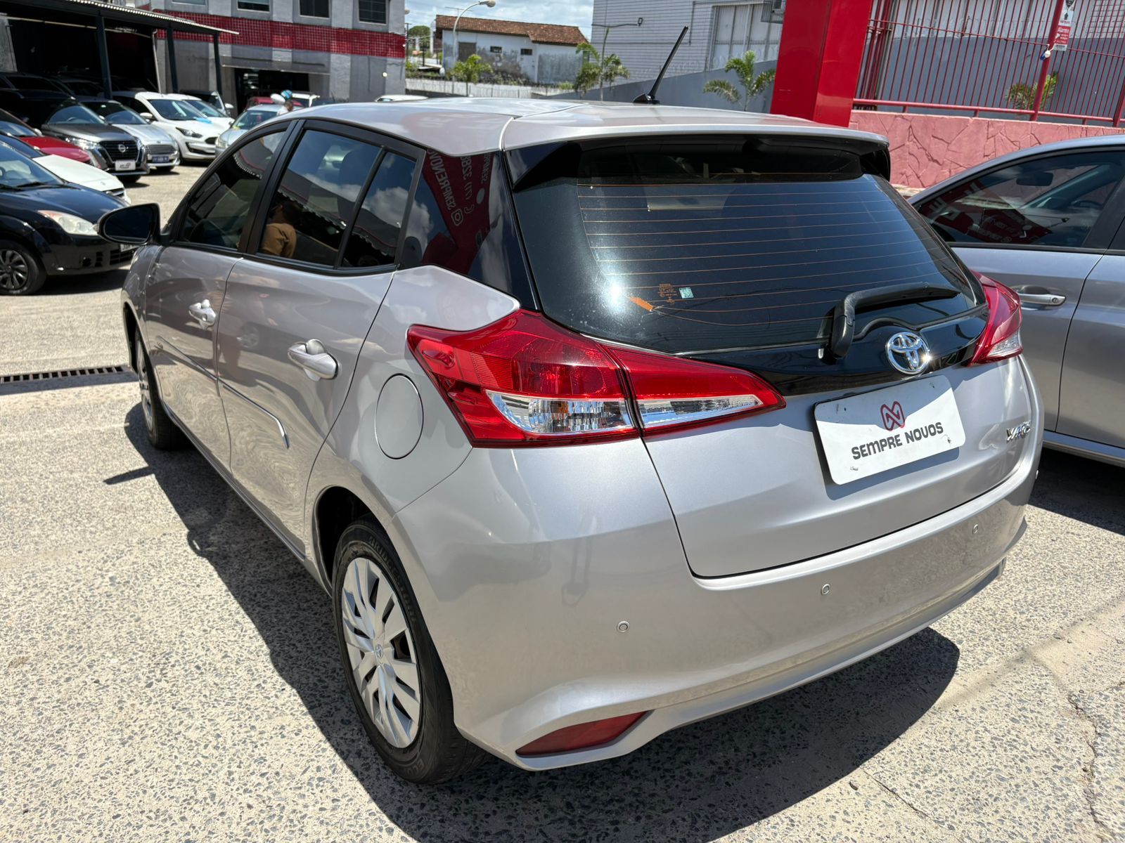 TOYOTA yaris hm xl13live