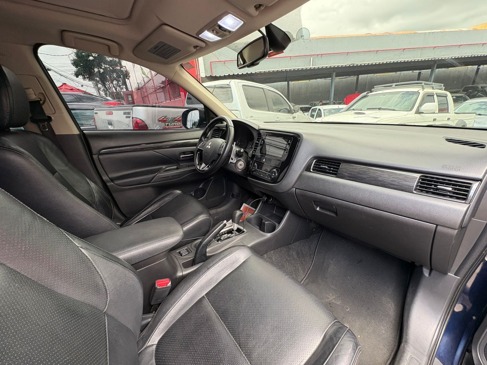 MITSUBISHI mmc outlander 2.0