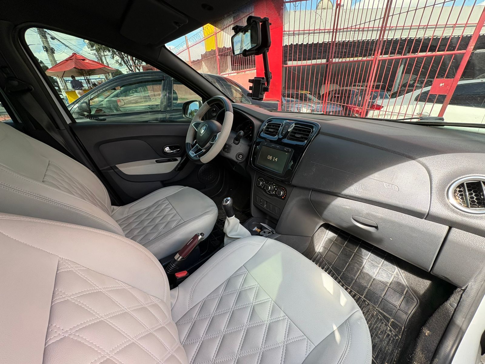 RENAULT sandero zen10mt