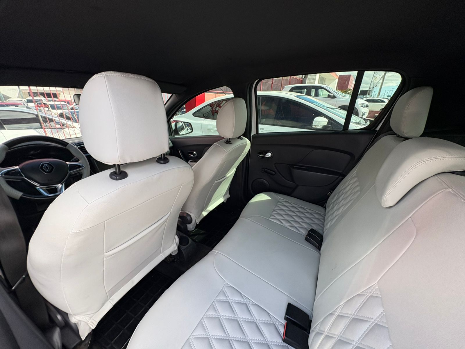 RENAULT sandero zen10mt