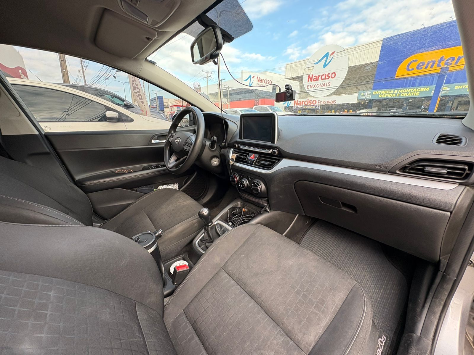 HYUNDAI hb20 1.0 mt5 limited