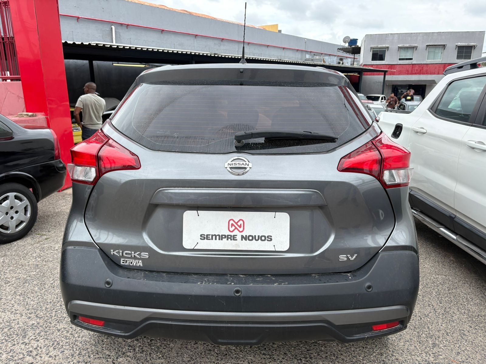 NISSAN kicks sv cvt