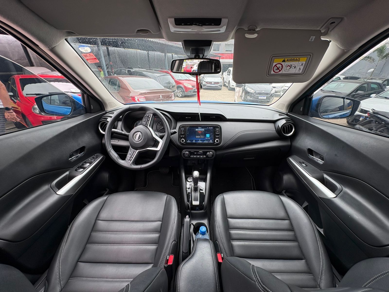 NISSAN kicks exclusi cvt