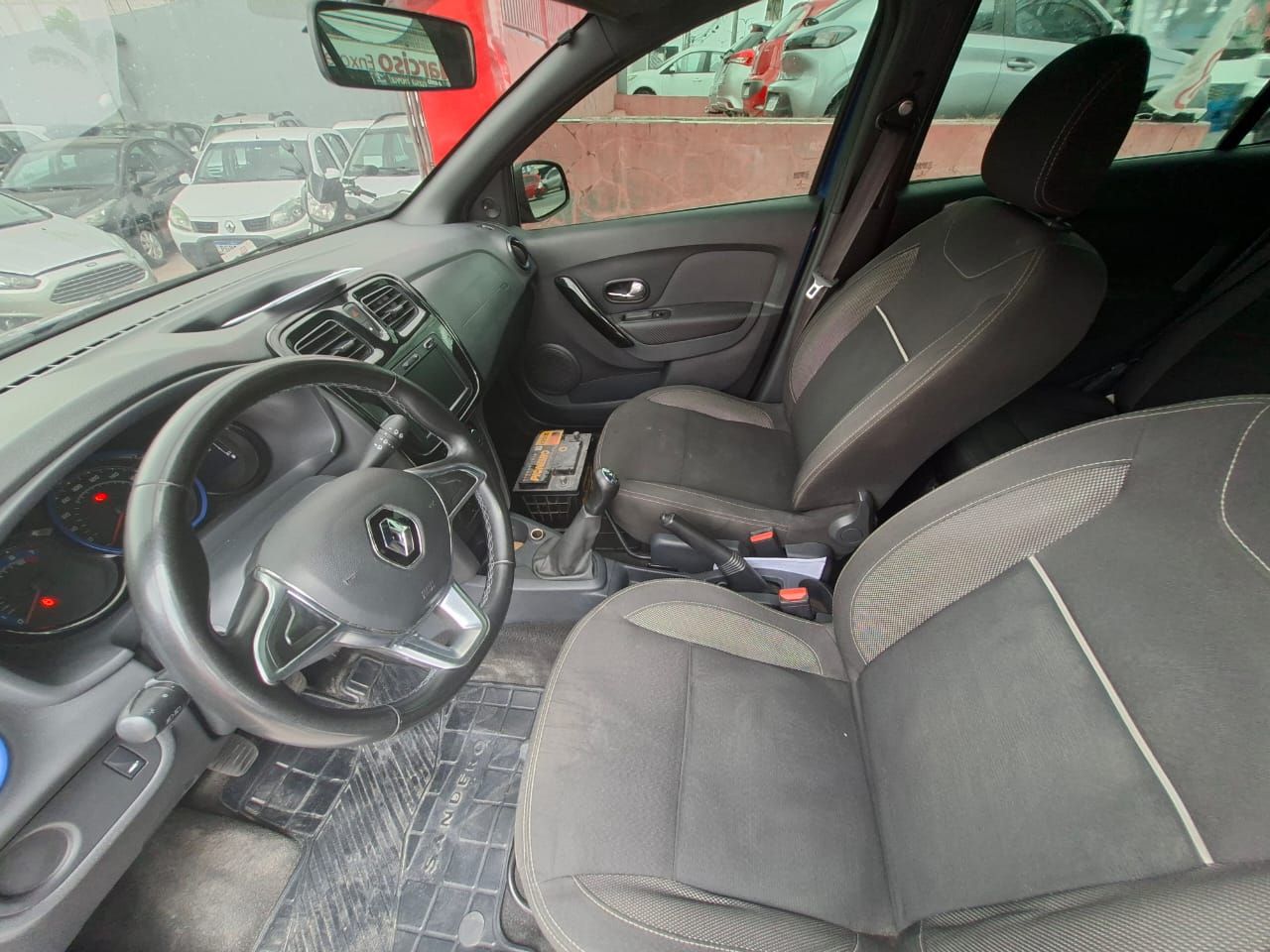 RENAULT sandero rlin10mt