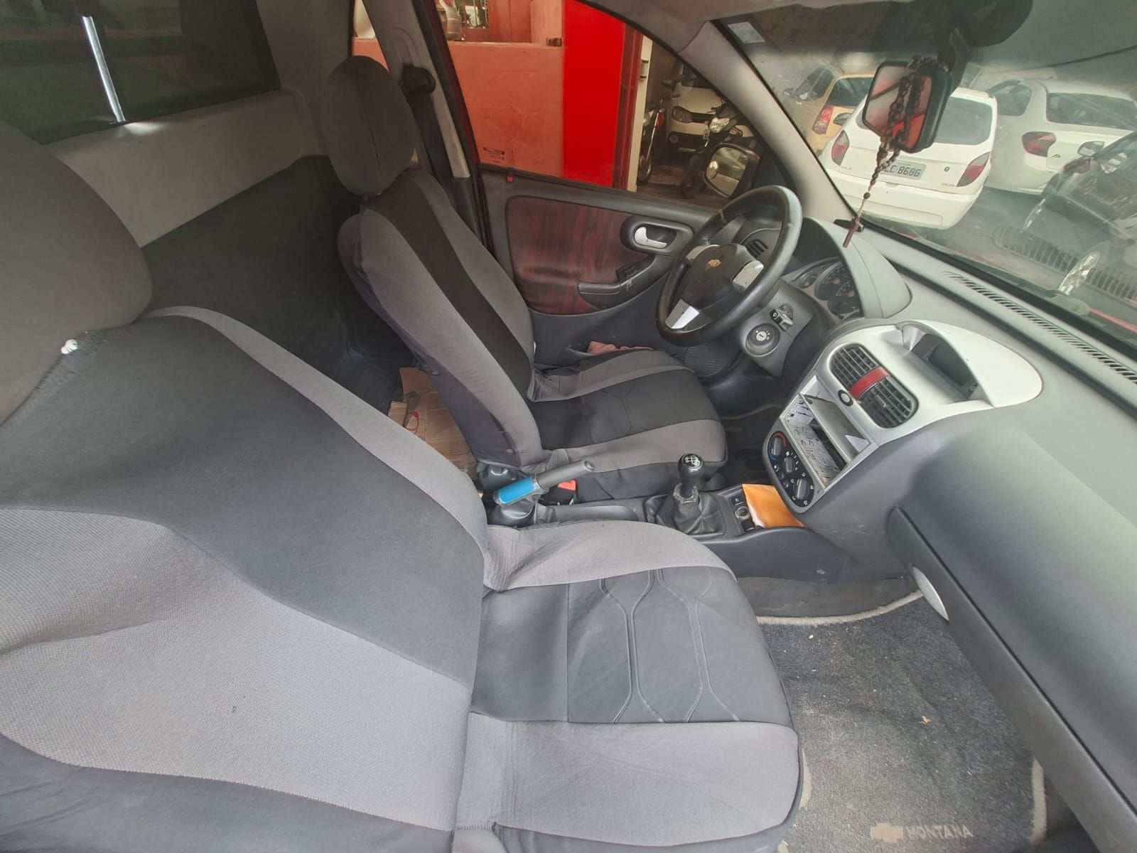 CHEVROLET montana sport