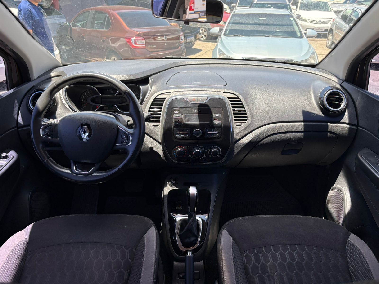 RENAULT captur zen 16a