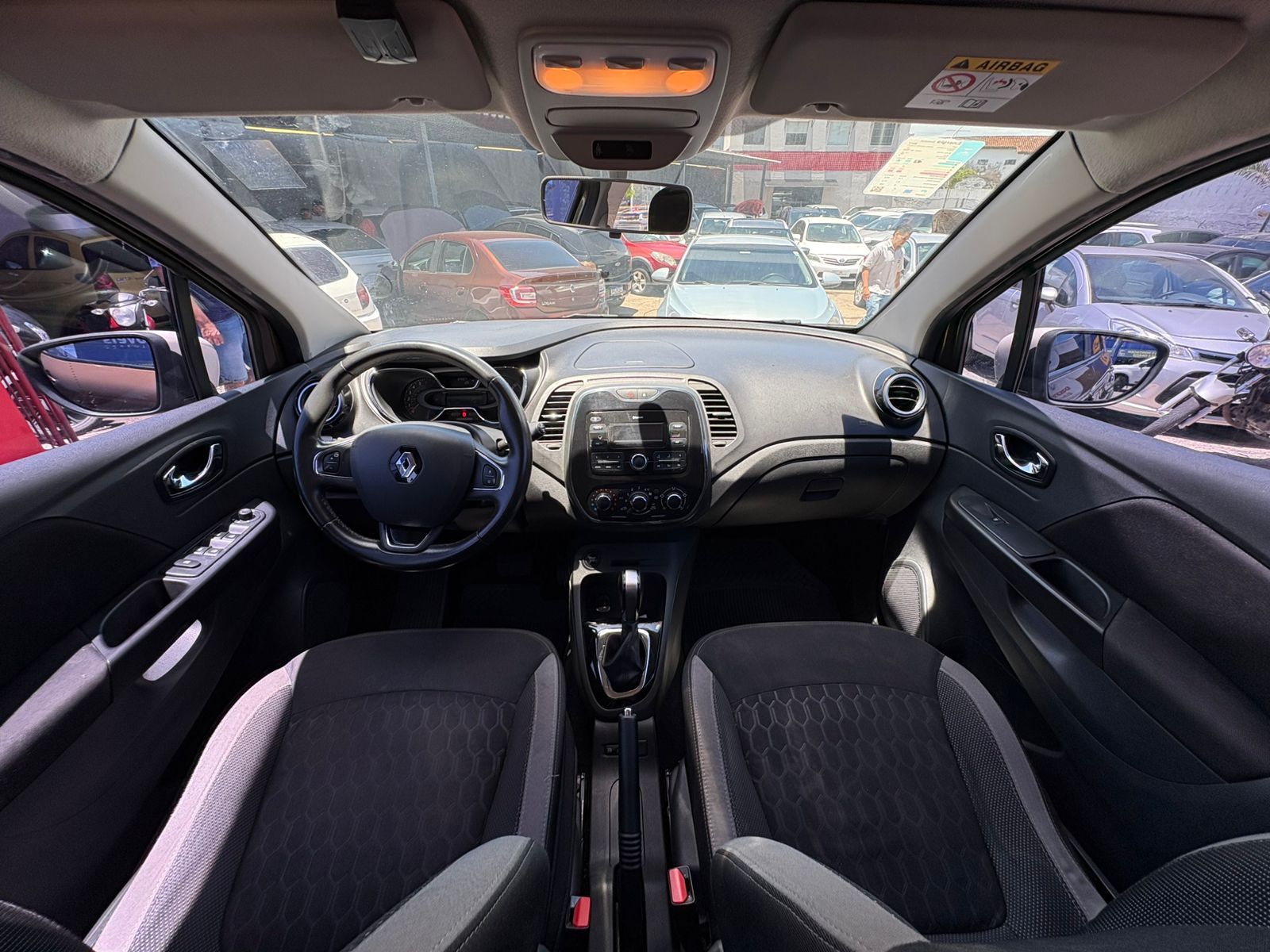 RENAULT captur zen 16a
