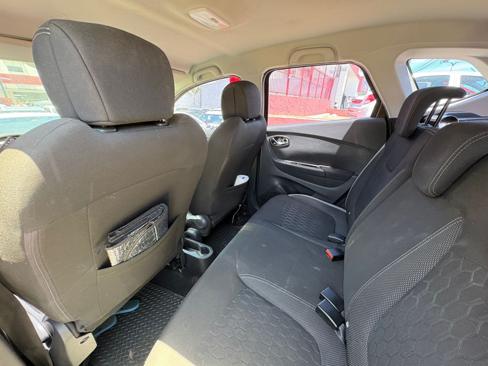 RENAULT captur zen 16a