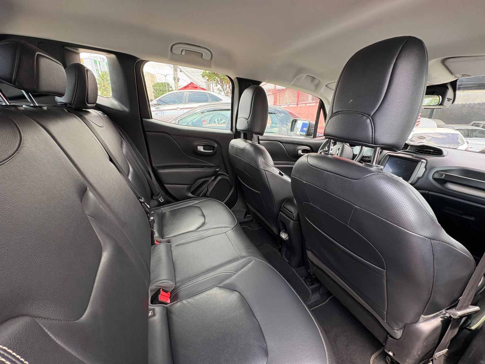 JEEP renegade lgtd t270