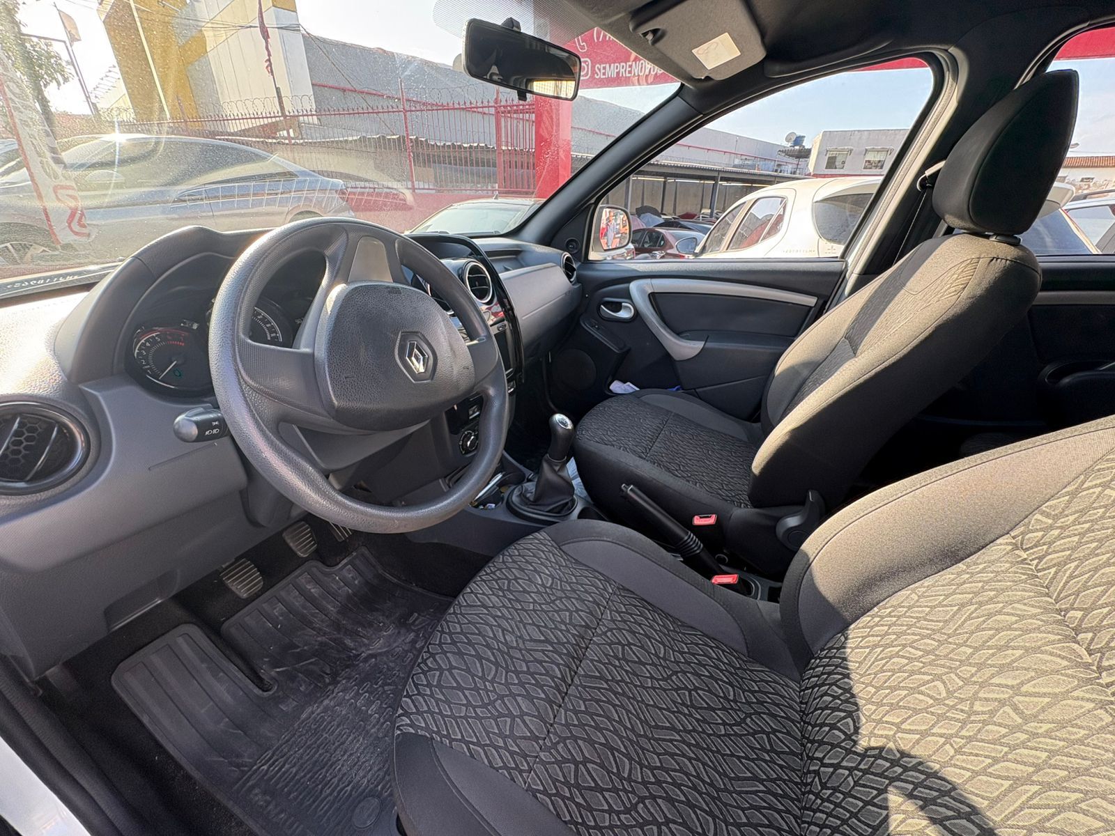 RENAULT oroch 16 4x2