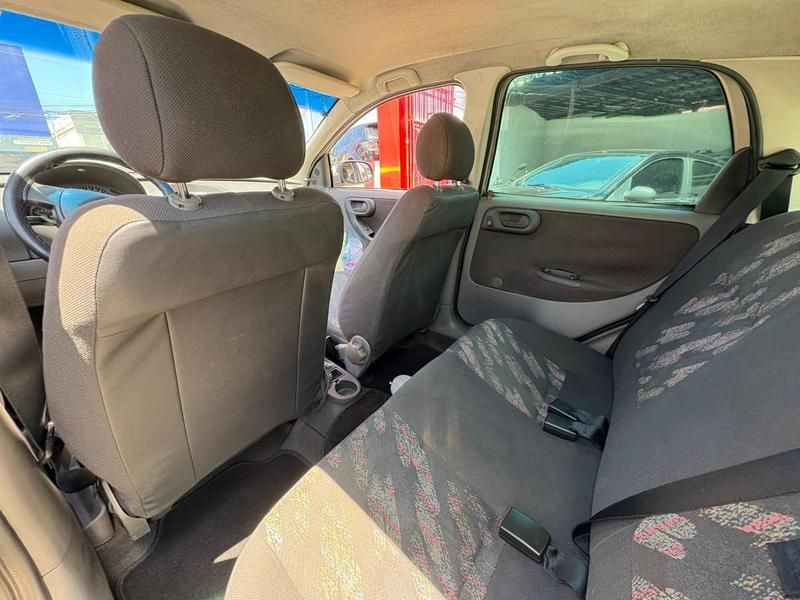 CHEVROLET corsa sedan joy