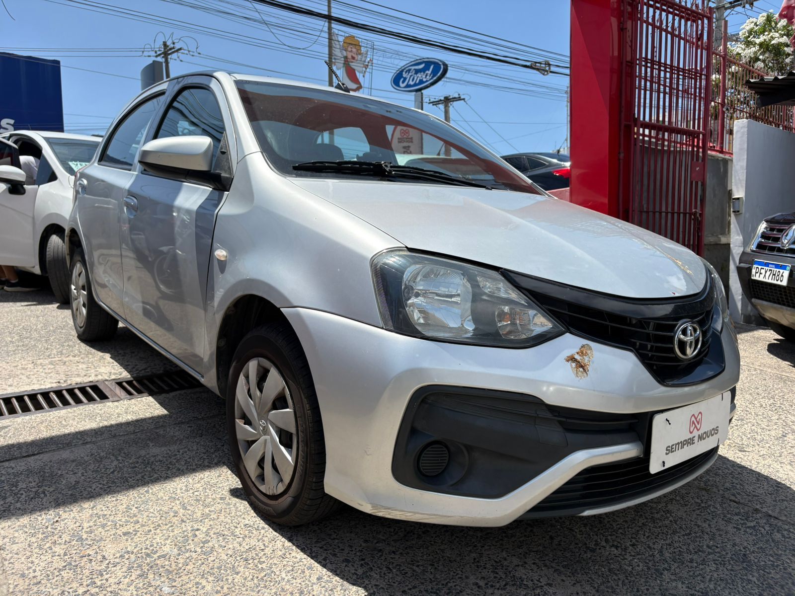 TOYOTA etios hb x vsc mt