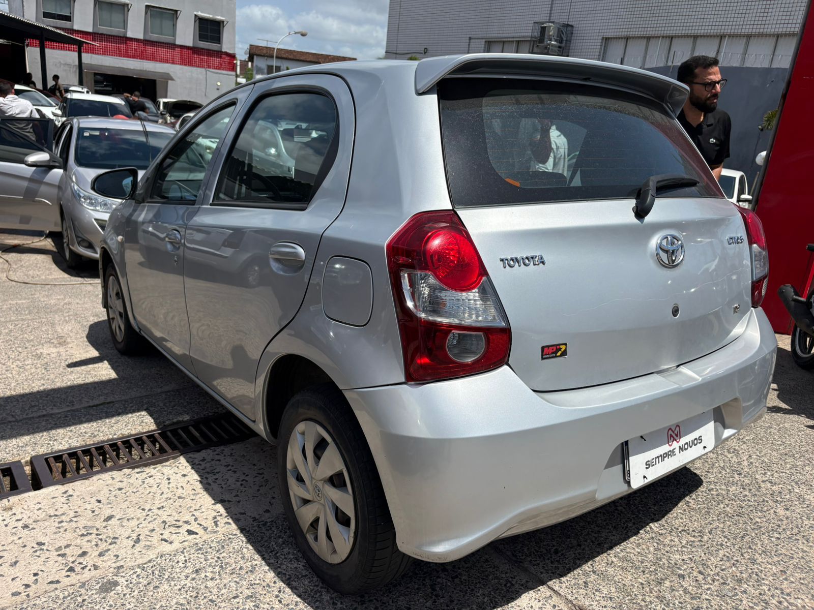 TOYOTA etios hb x vsc mt