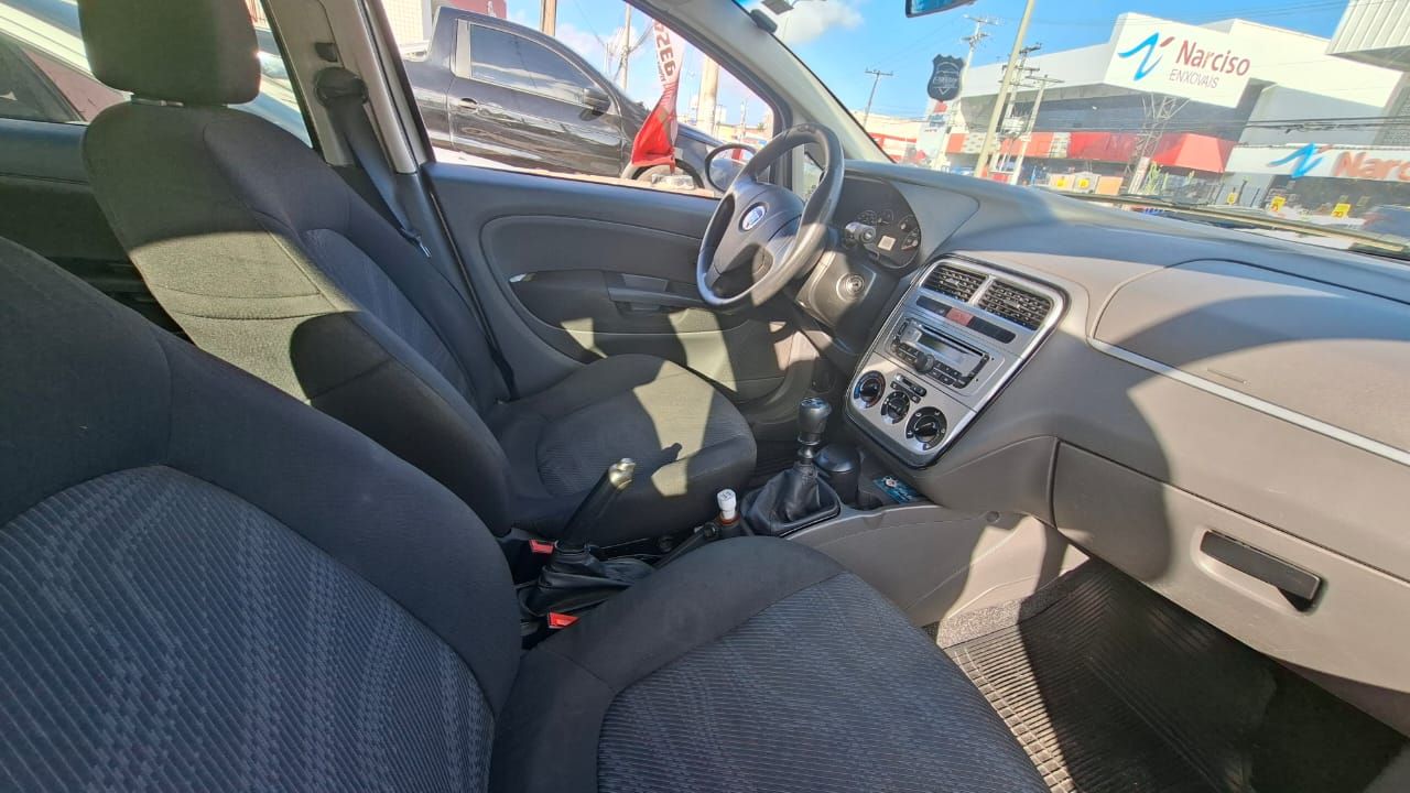 FIAT punto attractive