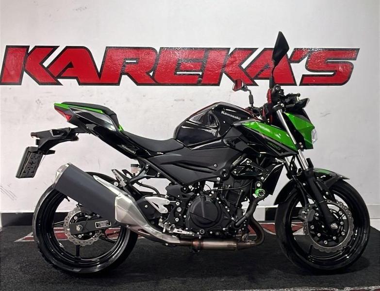 KAWASAKI Z400