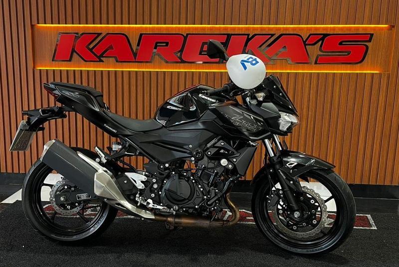 KAWASAKI Z400