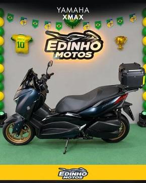 YAMAHA XMAX