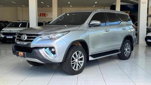 2019 TOYOTA HILUX SWSRXA4FD