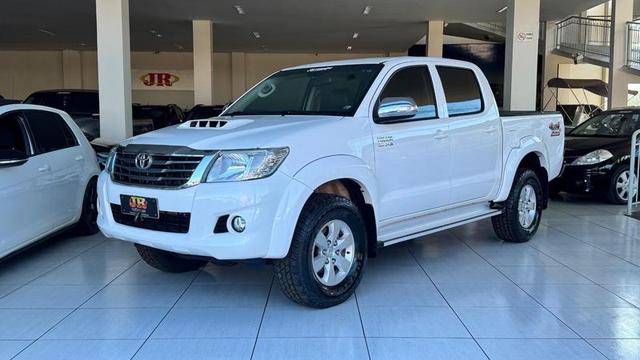 TOYOTA HILUX CD4X4 SRV