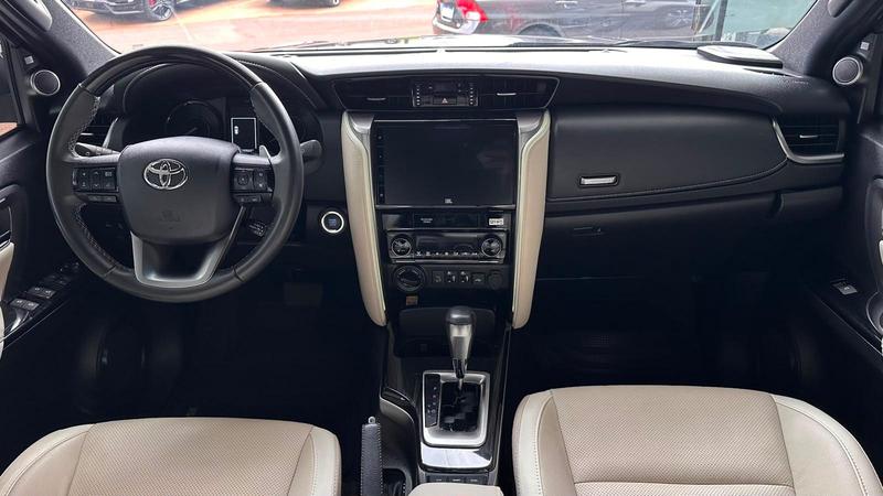 Toyota SW4 Srx 4X4 2.8 TDI 16V Dies. Aut. - foto 6