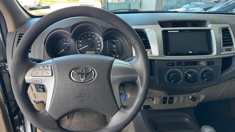 Toyota SW4 Sr 4X2 2.7 2.7 Flex 16V Mec. - foto 4